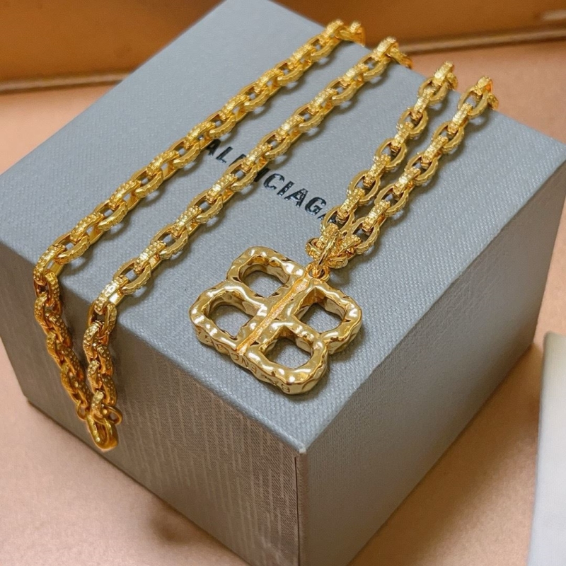 Ba1en*iaga necklaces